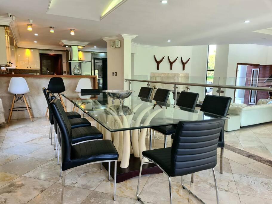 Spacious Golf & Wildlife Estate In Hartbeespoort 10 Sleeper Villa Exterior photo